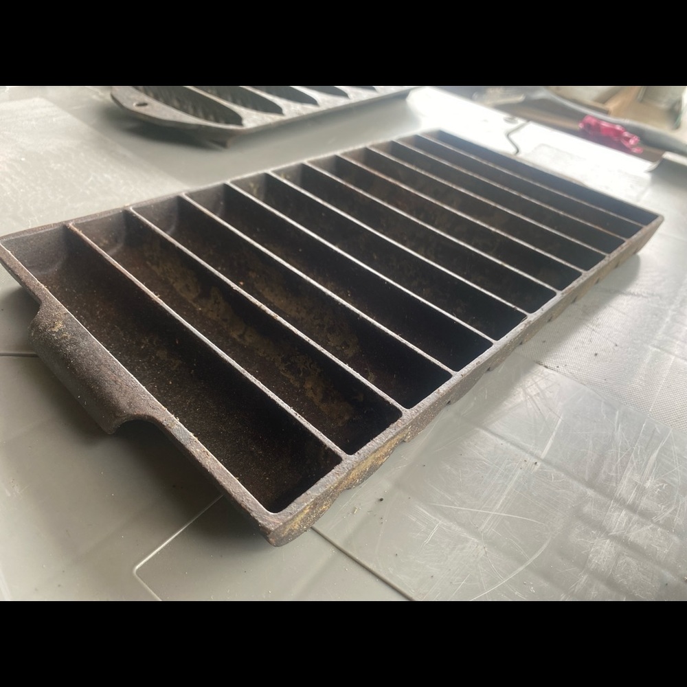 Wagner ware bread pan